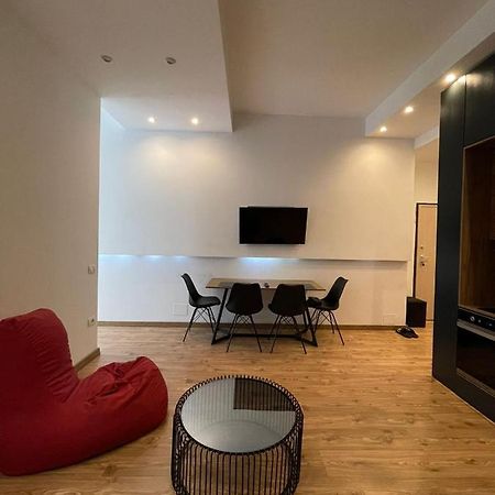 City Center Apartament, Pazari Ri ติรานา ภายนอก รูปภาพ